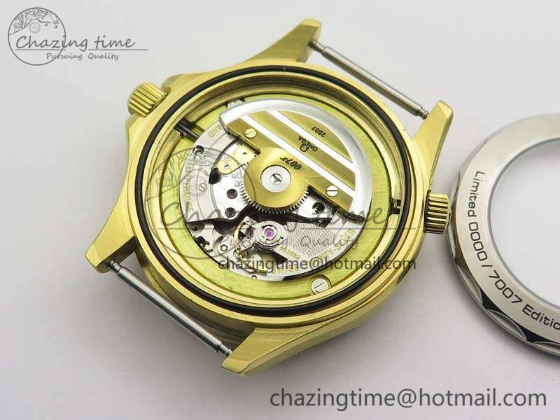 Tailored Seamaster 300M 007 YG URF 1:1 Best Edition White Dial Ceramic Bezel On Nylon Strap A 8115