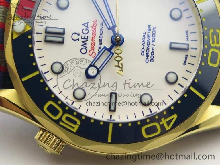 Tailored Seamaster 300M 007 YG URF 1:1 Best Edition White Dial Ceramic Bezel On Nylon Strap A 8115