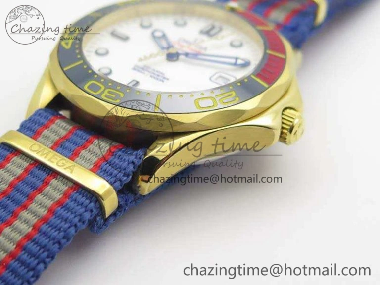 Tailored Seamaster 300M 007 YG URF 1:1 Best Edition White Dial Ceramic Bezel On Nylon Strap A 8115