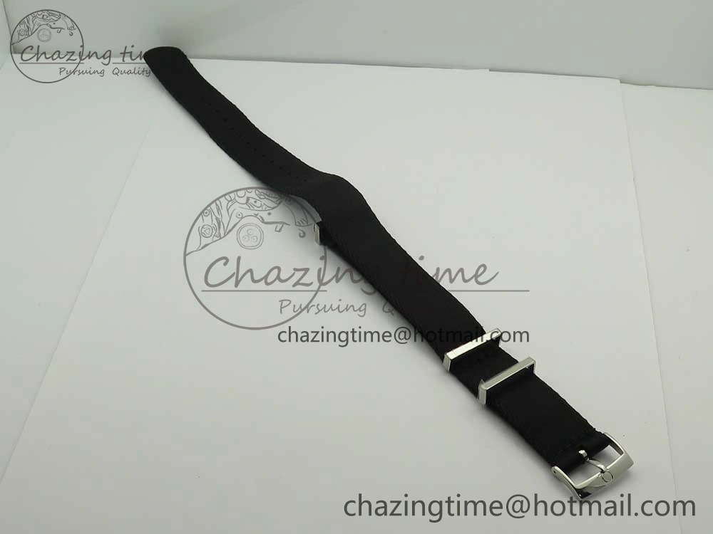 HighQuality Seamaster 300M Chronometer SS Black OMF 1:1 Best Edition on SS Bracelet A2824 (Black Balance Wheel) V 7954