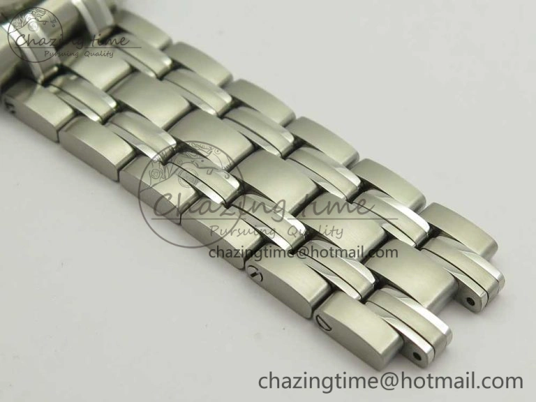 HighQuality Seamaster 300M Chronometer SS Black OMF 1:1 Best Edition on SS Bracelet A2824 (Black Balance Wheel) V 7954