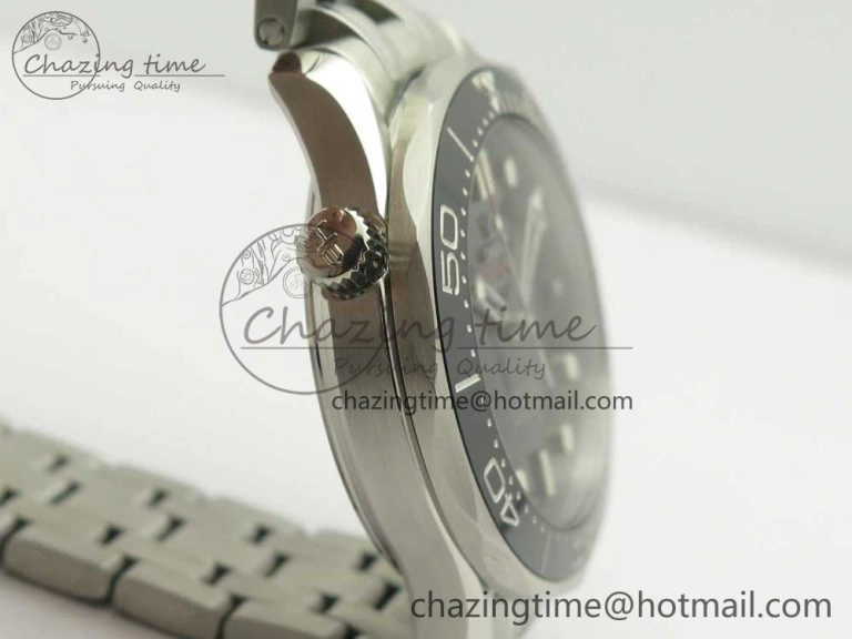 HighQuality Seamaster 300M Chronometer SS Black OMF 1:1 Best Edition on SS Bracelet A2824 (Black Balance Wheel) V 7954