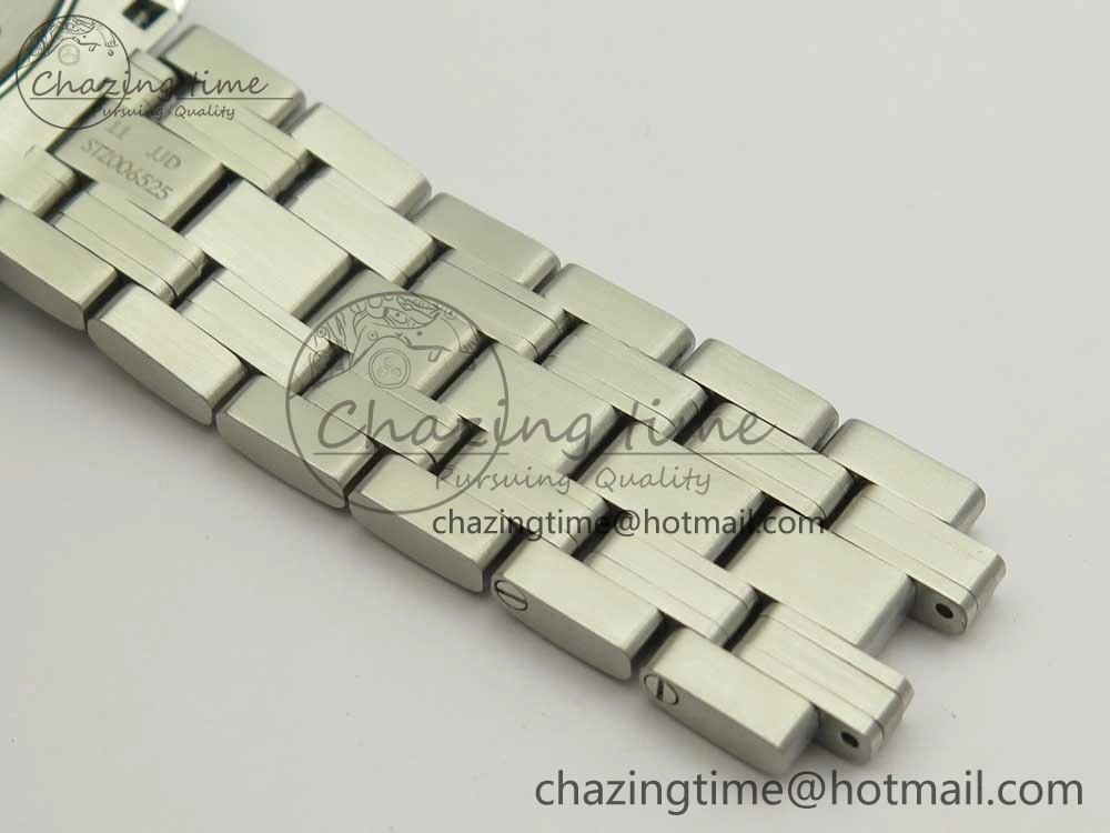 Seamaster 300M Chronometer SS Blue OMF 1:1 Best Edition on SS Bracelet A2824 (Black Balance Wheel) V Functional 7953