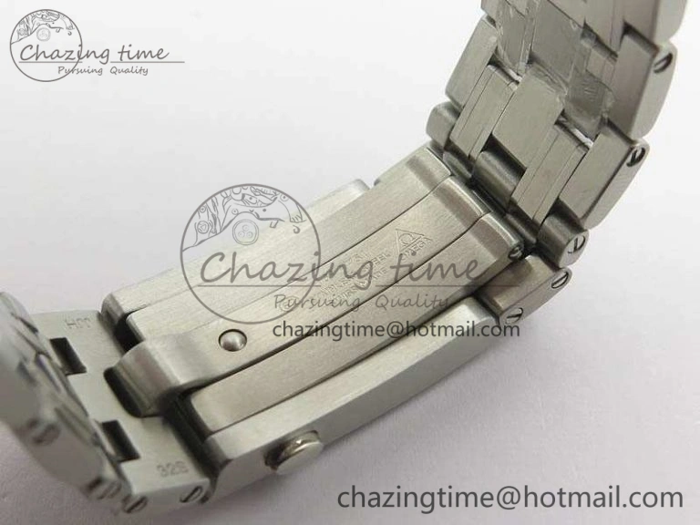 Flexible Seamaster 300M SS OMF 1:1 Best Edition Black Dial Matt Black Ceramic Bezel On SS Bracelet A 8147