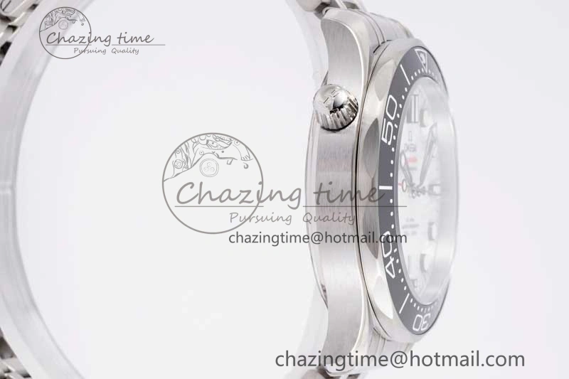Durable Seamaster Diver 300M SS Black Ceramic Bezel JVSF 1:1 Best Edition White Dial on SS Bracelet A 7789