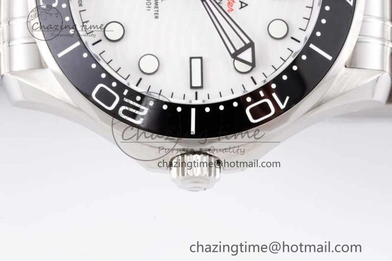 Durable Seamaster Diver 300M SS Black Ceramic Bezel JVSF 1:1 Best Edition White Dial on SS Bracelet A 7789