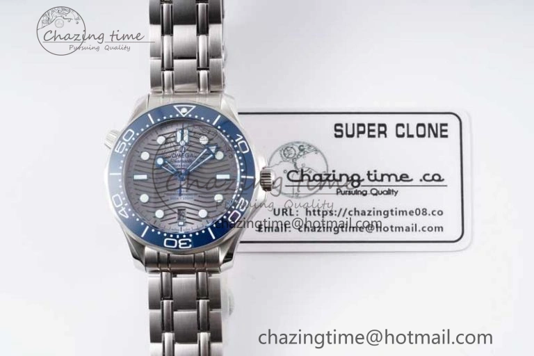 ZipUp Seamaster Diver 300M SS Blue Ceramic Bezel JVSF 1:1 Best Edition Gray Dial on SS Bracelet A 7790