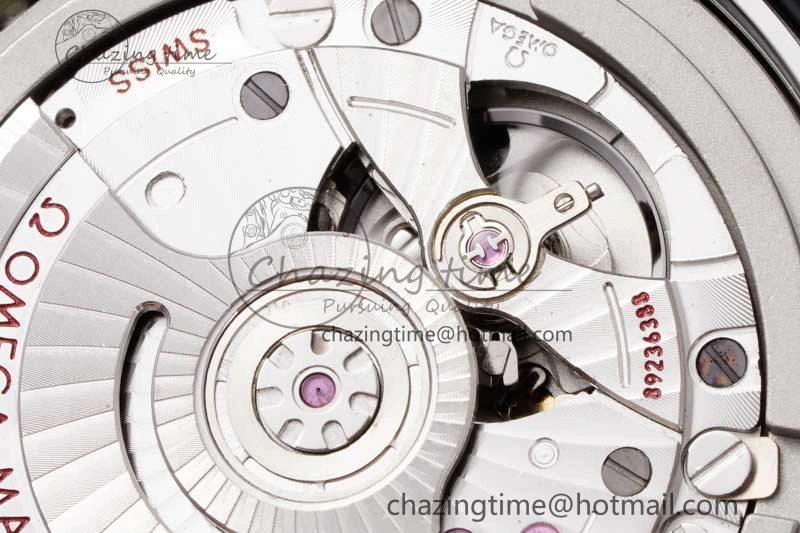 ZipUp Seamaster Diver 300M SS Blue Ceramic Bezel JVSF 1:1 Best Edition Gray Dial on SS Bracelet A 7790