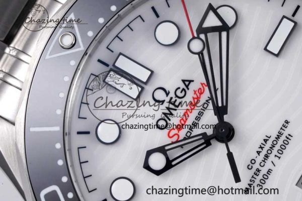 Seamaster Diver 300M ZF 1:1 Best Edition Black Ceramic White Dial on SS Bracelet A UrbanStyle 7845