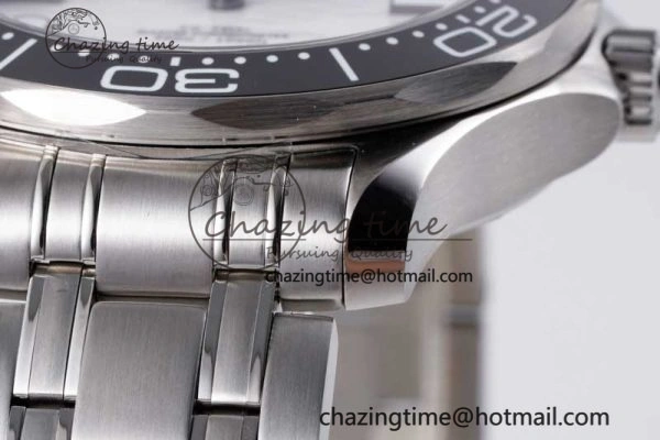 Seamaster Diver 300M ZF 1:1 Best Edition Black Ceramic White Dial on SS Bracelet A UrbanStyle 7845