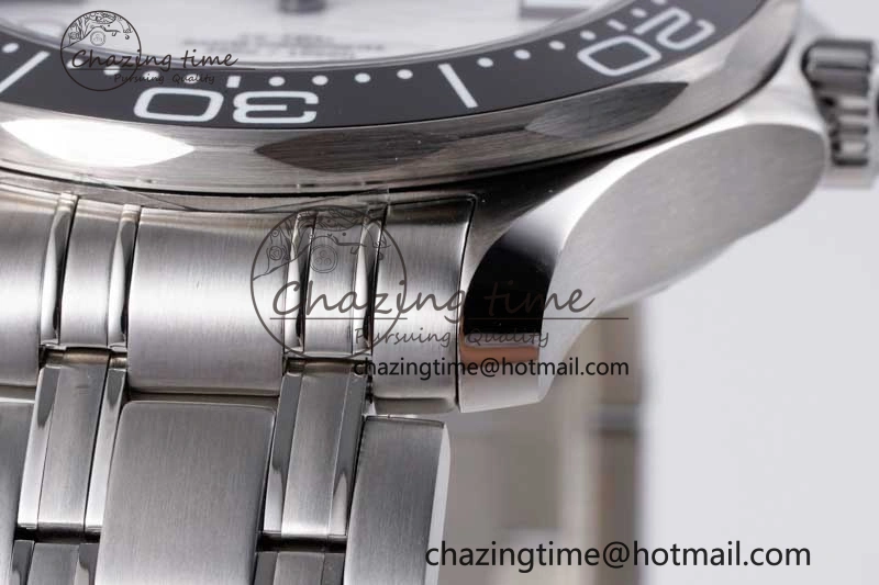 Seamaster Diver 300M ZF 1:1 Best Edition Black Ceramic White Dial on SS Bracelet A UrbanStyle 7845