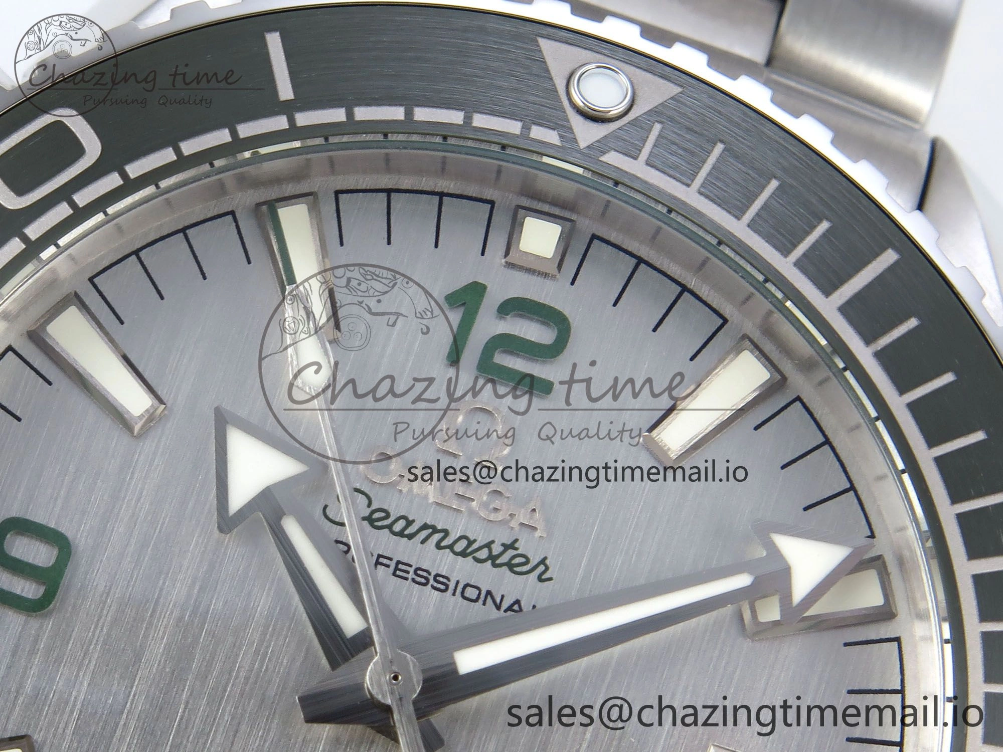 Seamaster Planet Ocean 600M 43.5mm SS SCF 1:1 Best Edition Green Bezel Gray Dial on SS Bracelet A8900 Super Clone FashionForward 7678