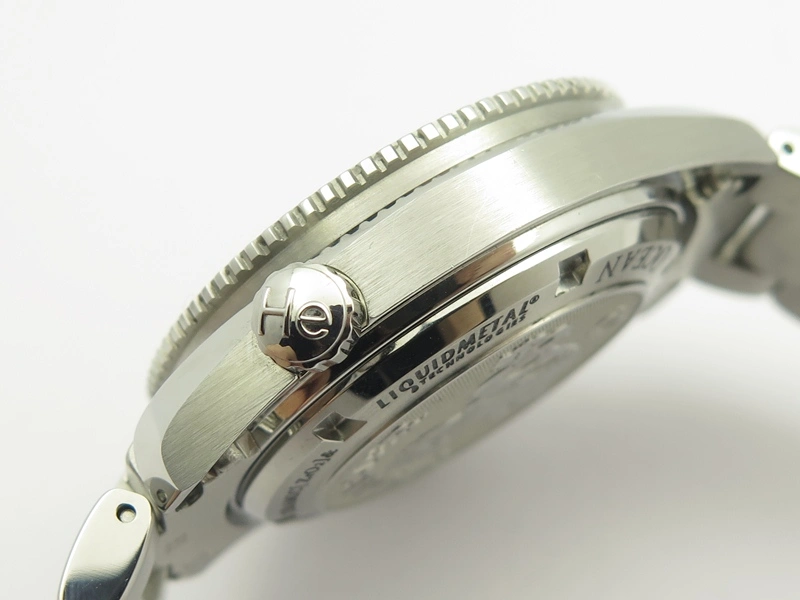 Seamaster Planet Ocean GMT 600M Blue Dial SS On Blue Rubber Strap A WrinkleFree 8278