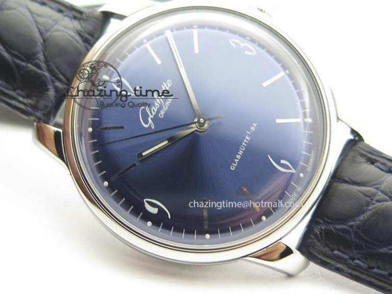 Durable Senator Sixties SS Blue Dial On Black Leather Strap A 6651