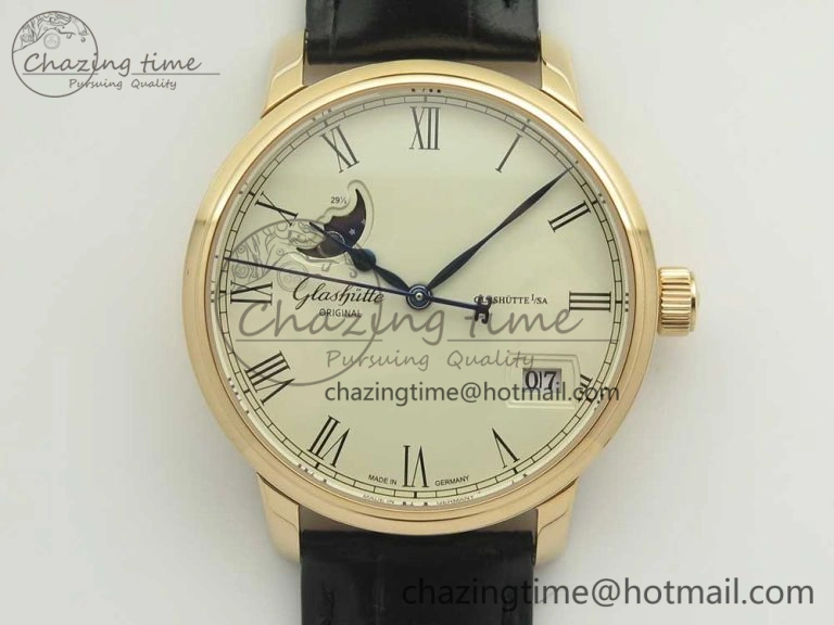 Senator Sixties SS White Dial On Black Leather Strap A Lightweight 6654
