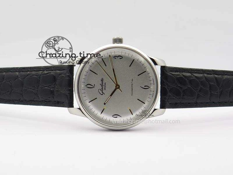 Senator Sixties SS White Dial On Black Leather Strap A Lightweight 6654