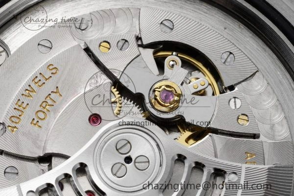 Sleek Skydweller SS YG Noob Best Edition White Dial on SS YG Jubilee Bracelet A23J 2125