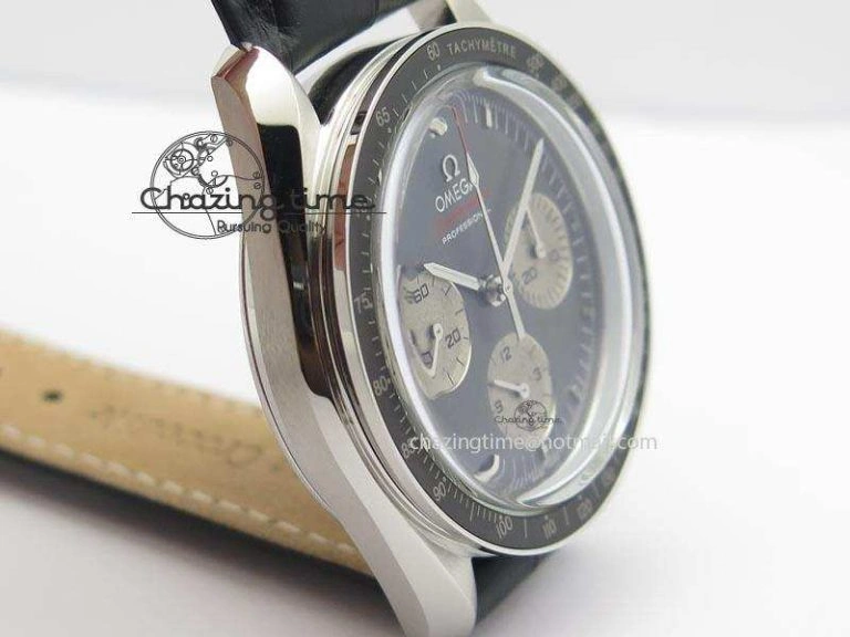 Speedmaster Apollo XVII Gray Dial On Black Leather Strap Manual Winding Chrono Movement FlexibleFit 8222