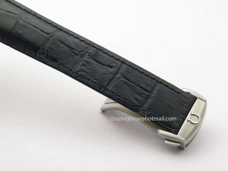 Speedmaster JHF SS Snoopy Award 45th Anniversary White Dial On Black Leather Strap Comfortable 8238