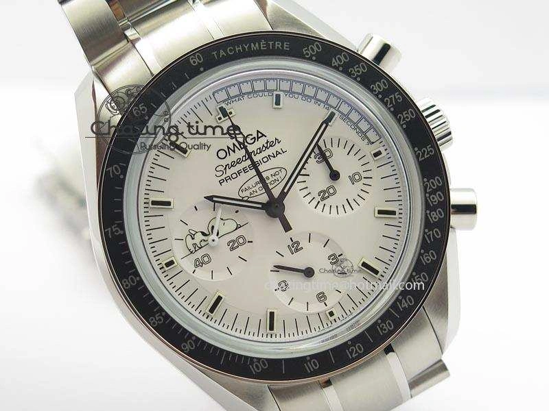 Functional Speedmaster JHF SS Snoopy Award 45th Anniversary White dial On SS Bracelet 8239
