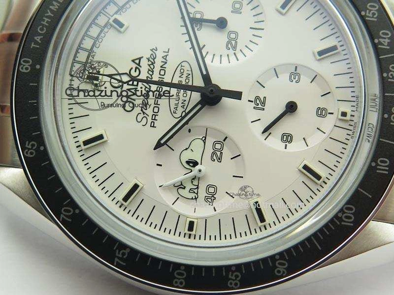Functional Speedmaster JHF SS Snoopy Award 45th Anniversary White dial On SS Bracelet 8239