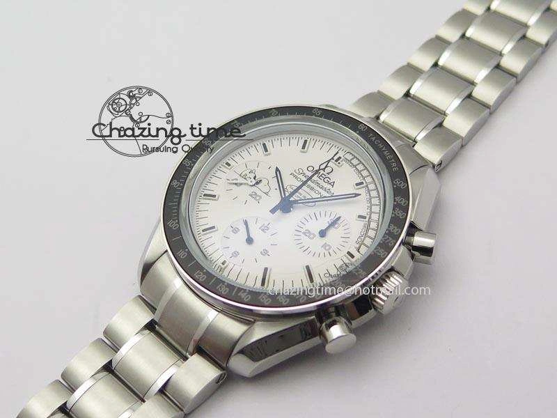 Functional Speedmaster JHF SS Snoopy Award 45th Anniversary White dial On SS Bracelet 8239