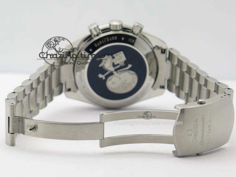 Functional Speedmaster JHF SS Snoopy Award 45th Anniversary White dial On SS Bracelet 8239