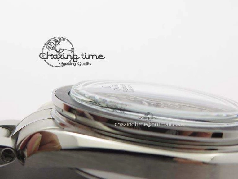Stretchable Speedmaster JHF SS ‘Work on the Moon’ Gary Dial On SS Bracelet 8241