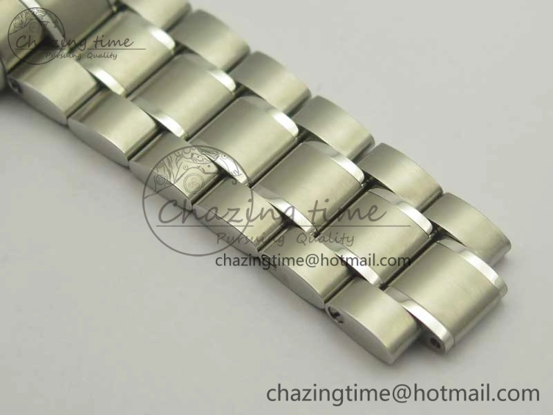 Flexible Speedmaster Moonwatch OMF 1:1 Best Edition Gray Dial on SS Bracelet A 8042