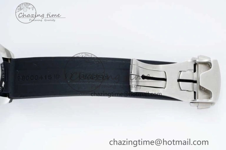 Packable Speedmaster Racing Master SS HKF Best Edition Gray Black Dial on Black Rubber Strap A 7811
