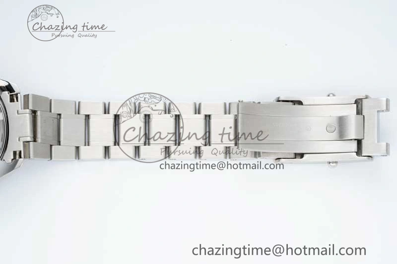 Speedmaster Racing Master SS HKF Best Edition White Dial on SS Bracelet A TravelReady 7809
