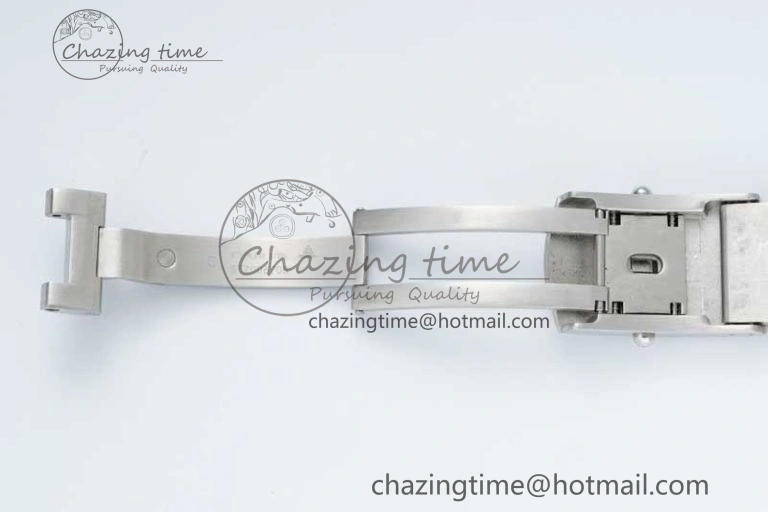 Speedmaster Racing Master SS HKF Best Edition White Dial on SS Bracelet A TravelReady 7809
