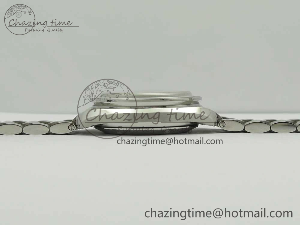 Speedmaster SS Sapphire Crystal Panda White Black Dial on SS Bracelet Manual Winding Chrono Movement TravelReady 7956