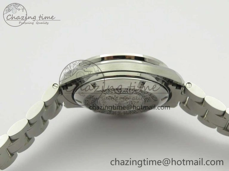 Speedmaster SS Sapphire Crystal Panda White Black Dial on SS Bracelet Manual Winding Chrono Movement TravelReady 7956