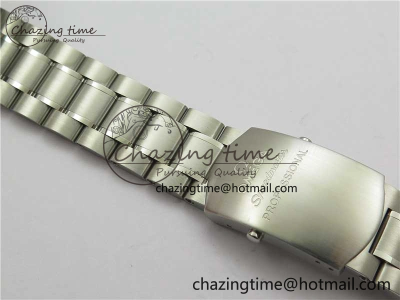 Effortless Speedmaster SS Snoopy Apollo OMF Best Edition White Dial on SS Bracelet Venus 7877