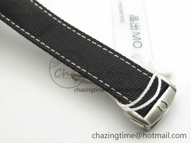 Speedmaster SS Snoopy OMF Best Edition White Dial on Nylon Strap Manual Winding Chrono Movement WellDesigned 7990