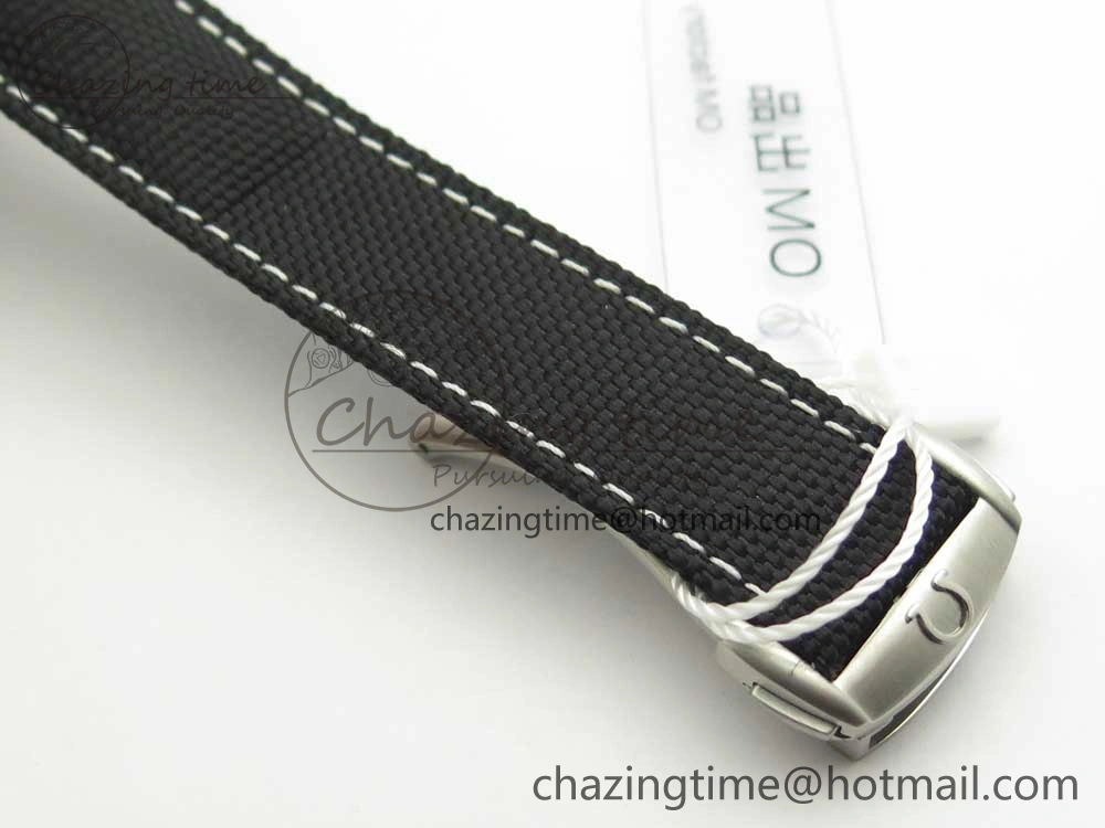 Speedmaster SS Snoopy OMF Best Edition White Dial on Nylon Strap Manual Winding Chrono Movement WellDesigned 7990