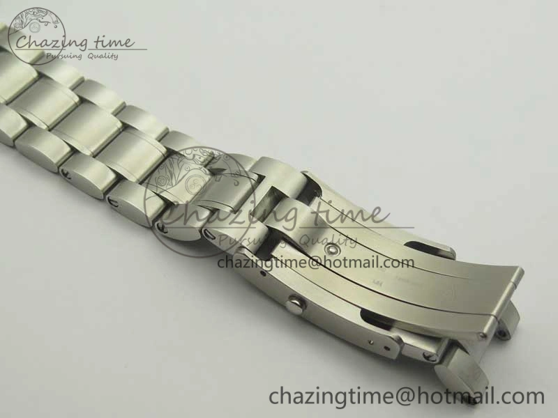 Sophisticated Speedmaster SS Snoopy OMF Best Edition White Dial on SS Bracelet Manual Winding Chrono Movement 7992