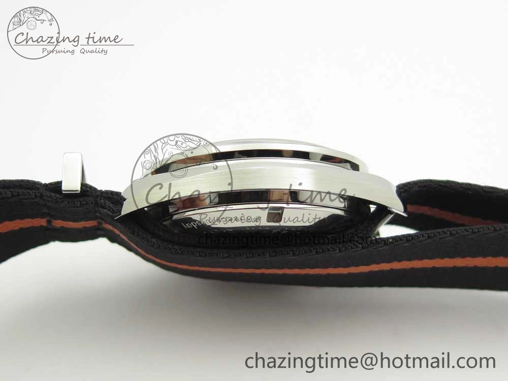 Speedmaster Speedy Tuesday 2 ‘Ultraman’ OMF Best Edition on Nato Strap Manual Winding Chrono Movement Lightweight 7991