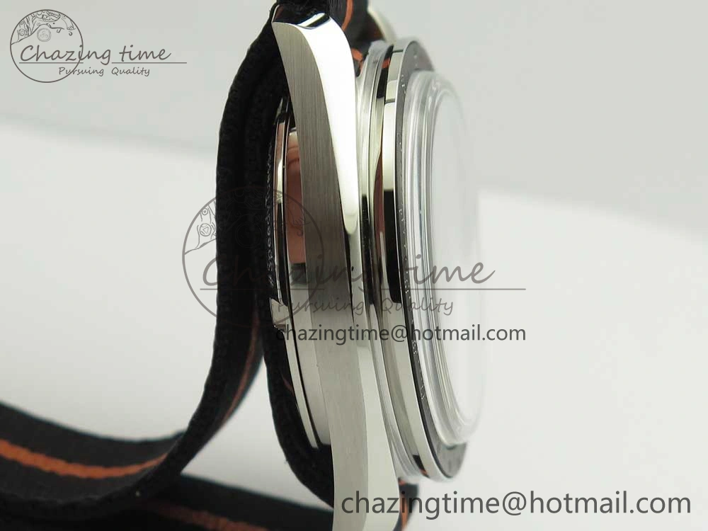 Speedmaster Speedy Tuesday 2 ‘Ultraman’ OMF Best Edition on Nato Strap Manual Winding Chrono Movement Lightweight 7991