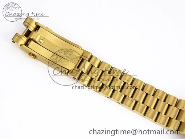 Speedmaster YG RMF Best Edition Green Dial on YG Bracelet Lemania HW TravelReady 7728
