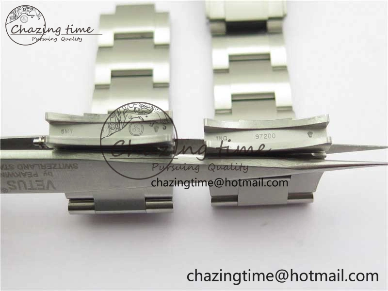 Submariner 116610 LV Green Ceramic Noob 1:1 Best Edition 904L SS Case and Bracelet VR3135 V Cozy 2635