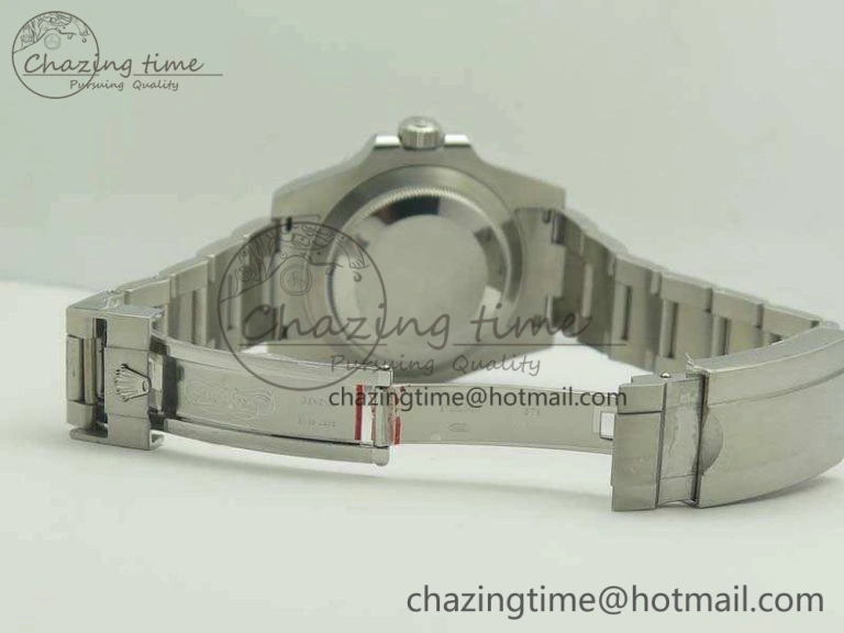 Submariner 116610 LV Green Ceramic V8s Noob Best Edition On SS Bracelet A Effortless 3481