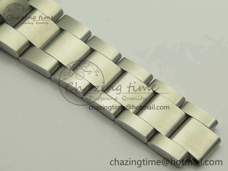 Submariner 116610 LV Green Ceramic V8s Noob Best Edition On SS Bracelet A Effortless 3481