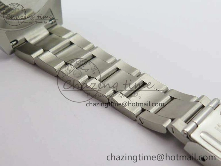 EyeCatching Submariner 16610 LV Green No Rehaut Engraving JF 1:1 Best Edition On SS Bracelet SH 3543