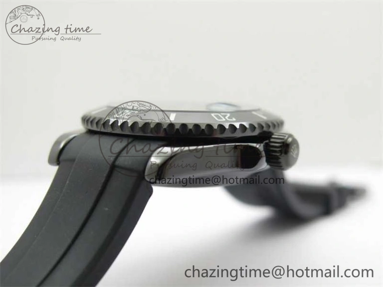 Submariner 40mm Black Ceramic 5GF Best Edition Cream Dial on Black Rubber Strap SA Sustainable 2470