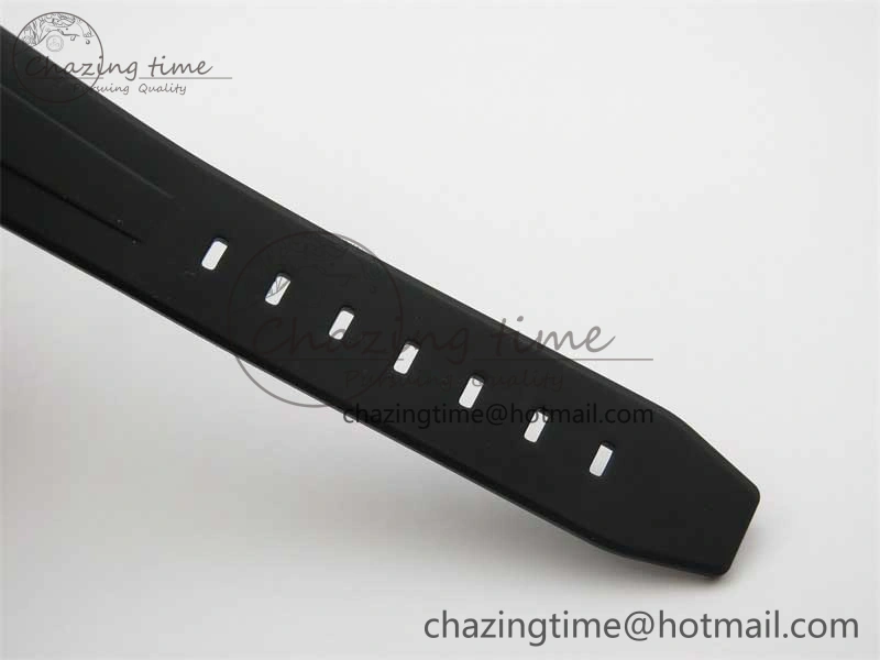 Submariner 40mm Black Ceramic 5GF Best Edition Cream Dial on Black Rubber Strap SA Sustainable 2470