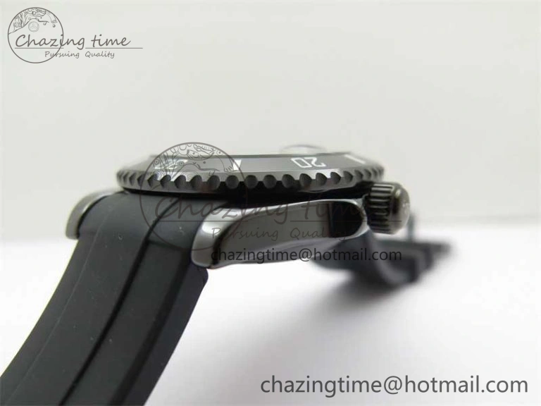 Submariner 40mm Black Ceramic 5GF Best Edition White Dial on Black Rubber Strap SA MoistureWicking 2469