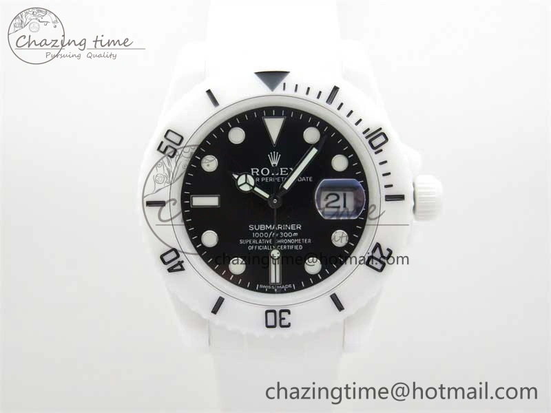 WellDesigned Submariner 40mm White Ceramic 5GF Best Edition Black Dial on White Rubber Strap SA 2480