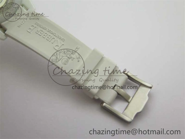 Durable Submariner 40mm White Ceramic 5GF Best Edition Sea Painting Dial on White Rubber Strap SA 2475